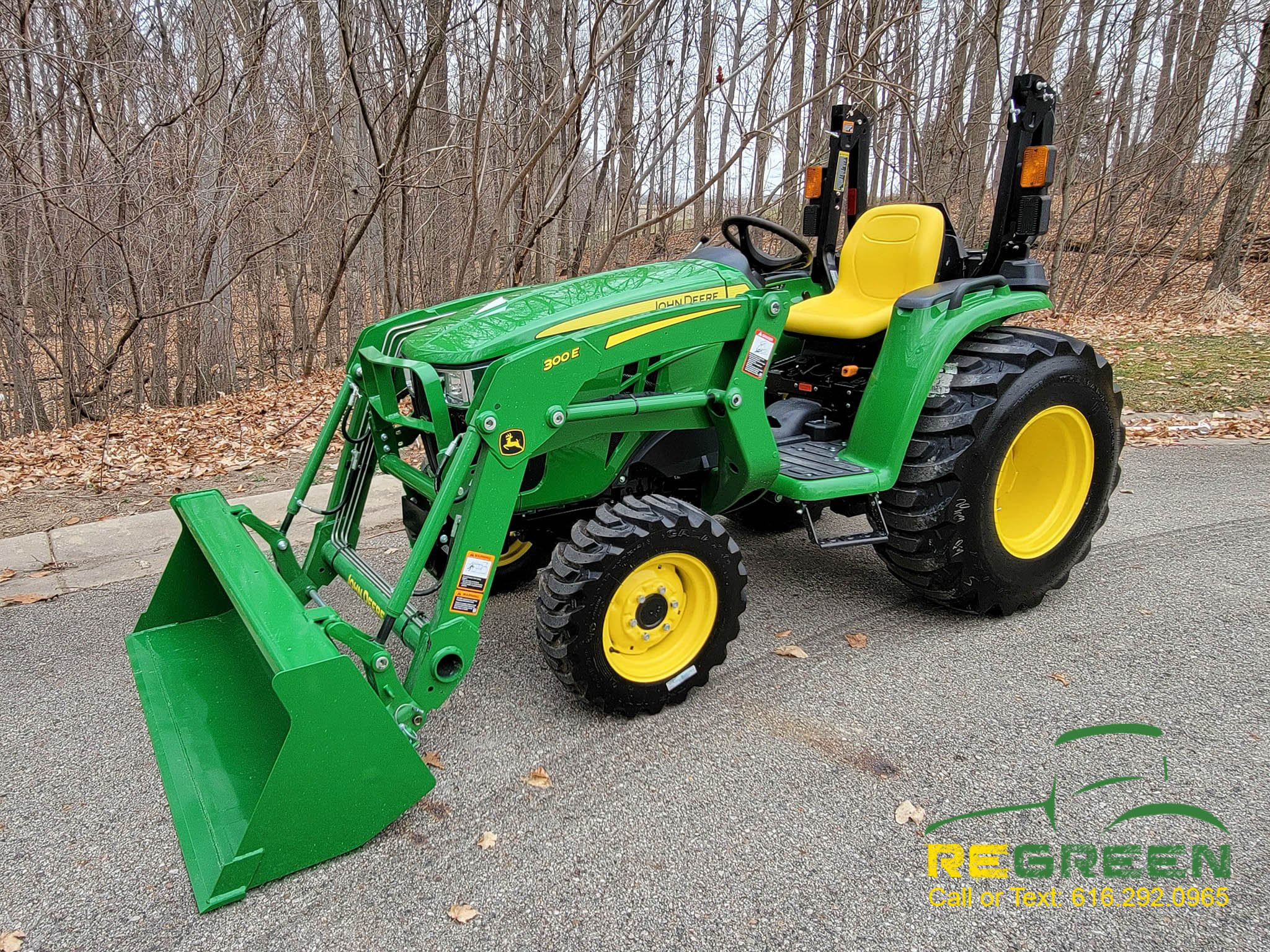 SOLD! LIKE NEW - LOW HOUR 2020 John Deere 3032E 32hp Compact Tractor, Loader, Forks & 60 Brush Hog - Image 8