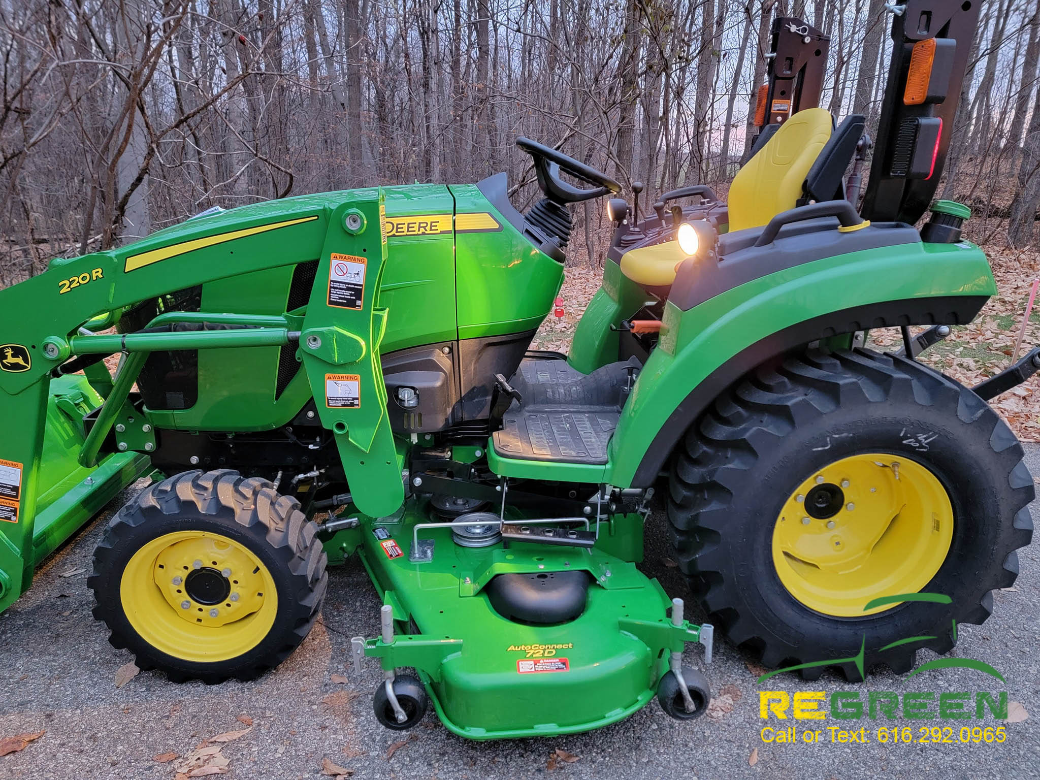 Like New Low Hour 2017 John Deere 2032r 32hp Compact Tractor Loader