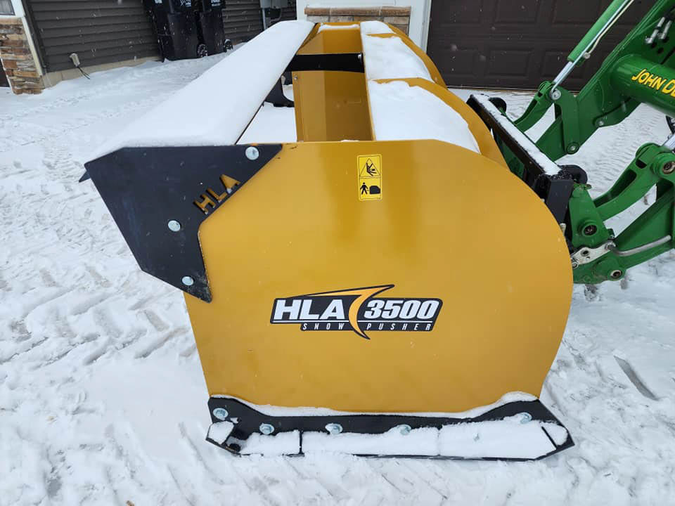 LIKE NEW – LOW HOUR John Deere 5090M 90hp Utility Tractor & Implements Bundle - Image 28