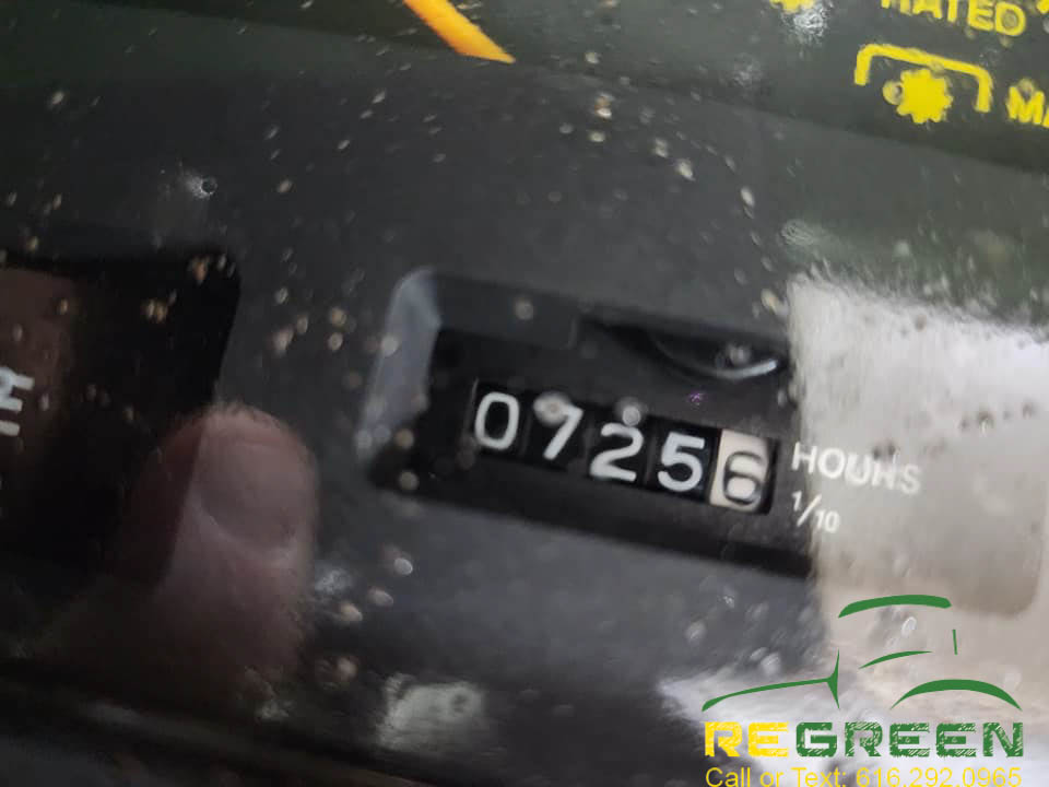 John Deere 770 Compact Tractor, Loader & Mower - Image 5