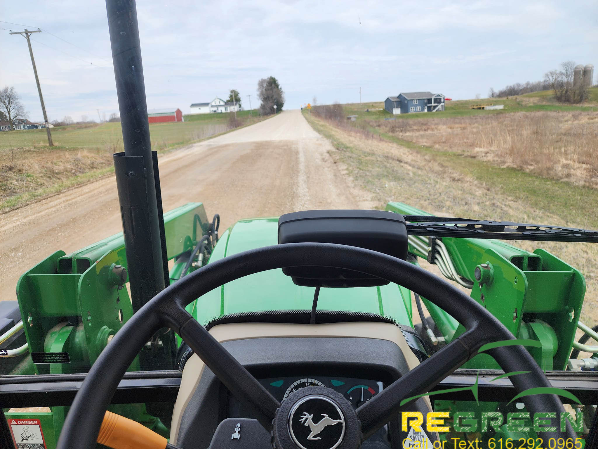 John Deere 5075E Utility Cab Tractor, Loader & Implements - Image 4