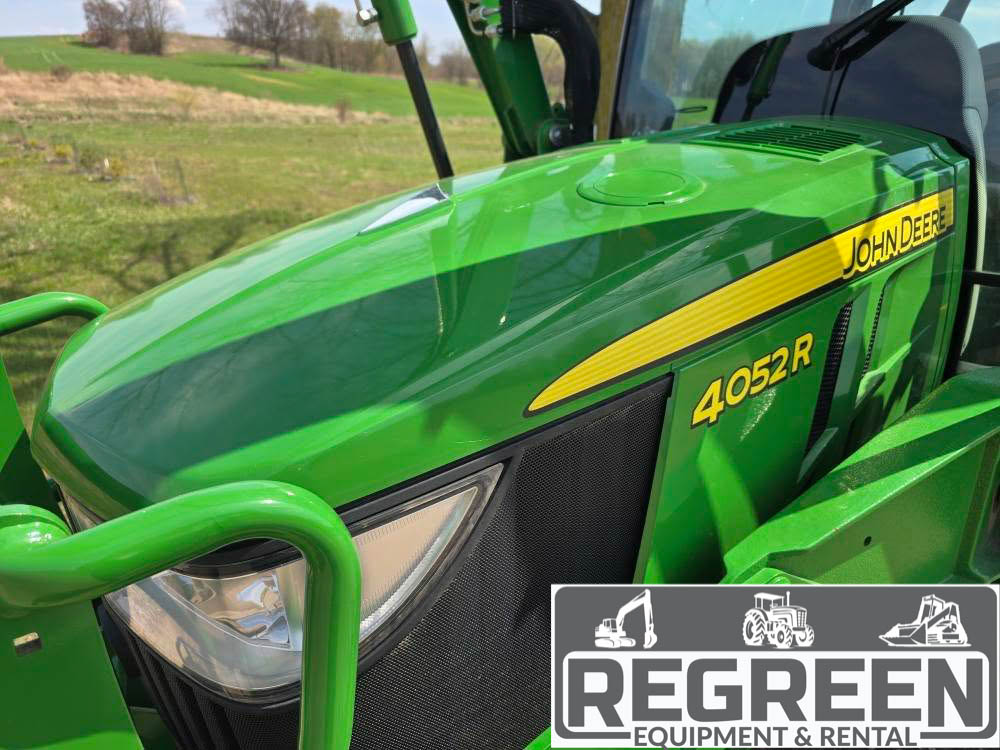 LIKE NEW - LOW HOUR John Deere 4052R Compact Cab Tractor & Loader - Image 10