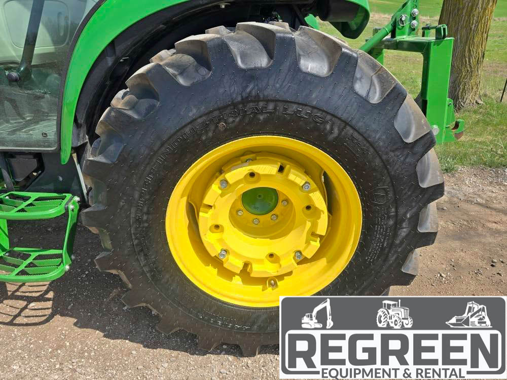 LIKE NEW - LOW HOUR John Deere 4052R Compact Cab Tractor & Loader - Image 16