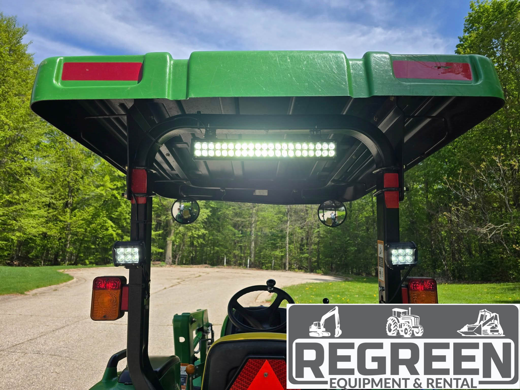 2011 John Deere 3038E 38hp Compact Tractor & Loader - Image 11